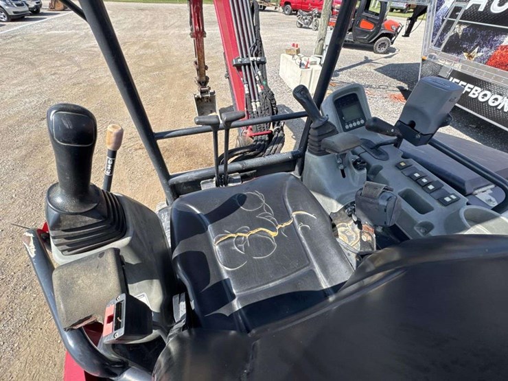 2021-yanmar-sv40-image-13