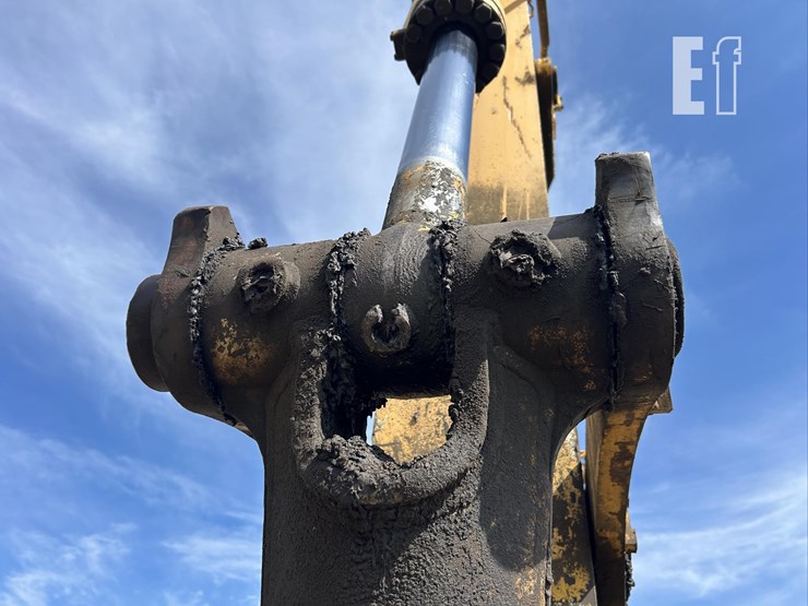 2002-komatsu-pc600-lc-6-image-64