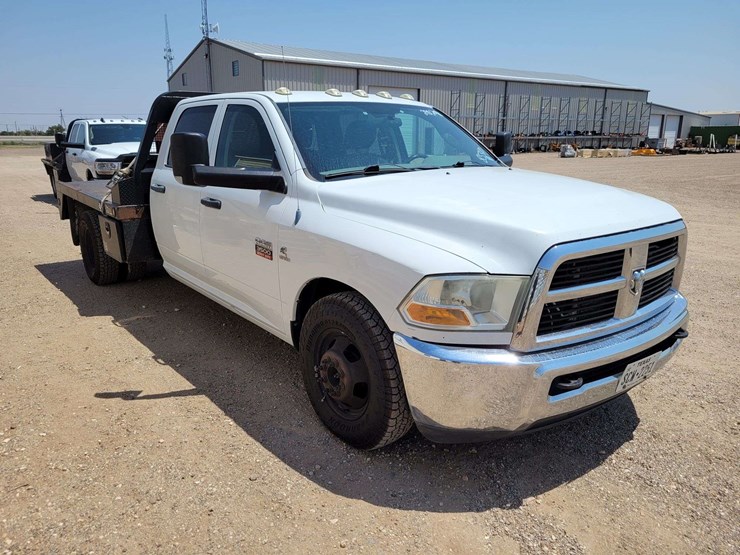 2012-ram-3500-st-image-2