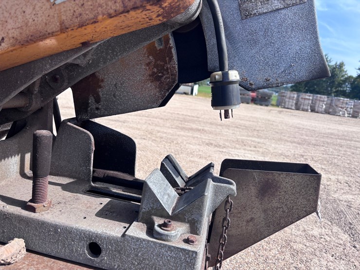 #3455-•-cat-chop-saw-image-3