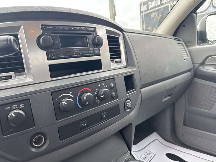 2009-dodge-ram-2500-image-14