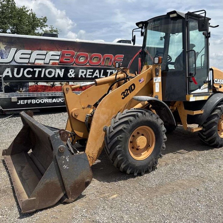 2005 CASE 321D