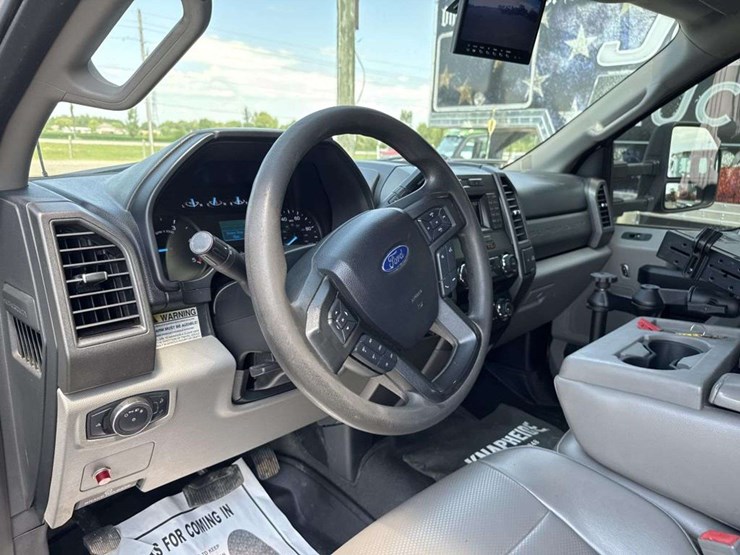 2019-ford-f550-image-23