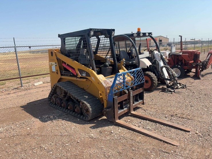 caterpillar-247b-image-2
