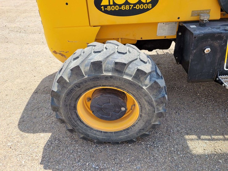 2009-jcb-930-image-6