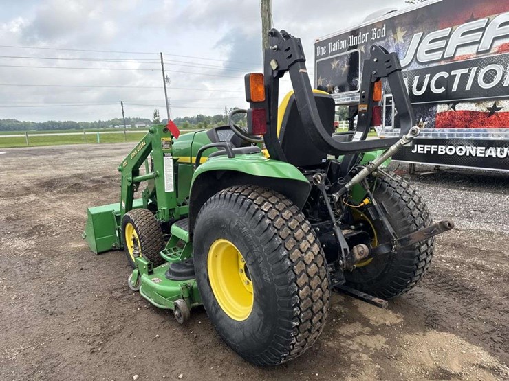 john-deere-4210-image-2