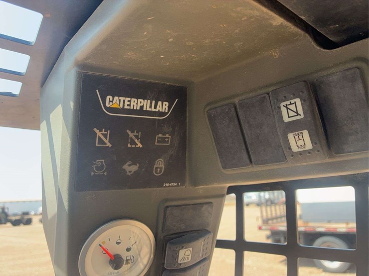 caterpillar-247b-image-18