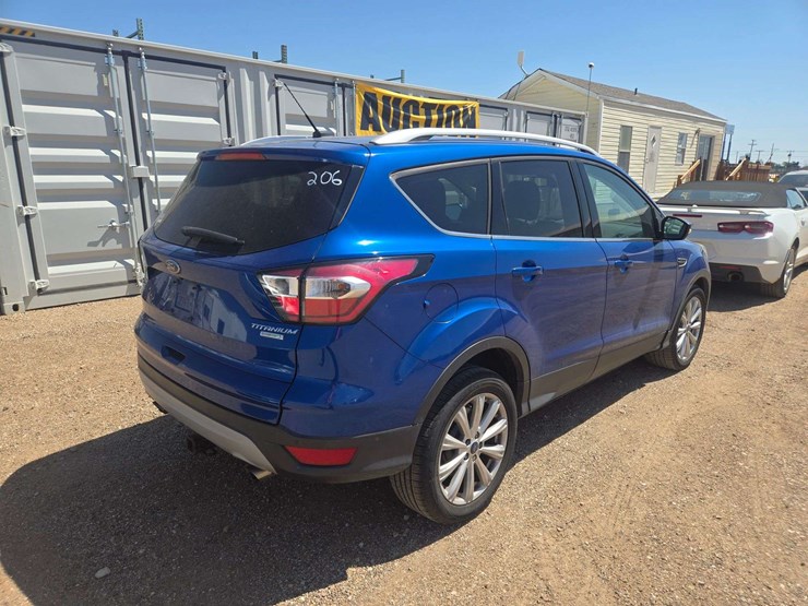 2017-ford-escape-image-3