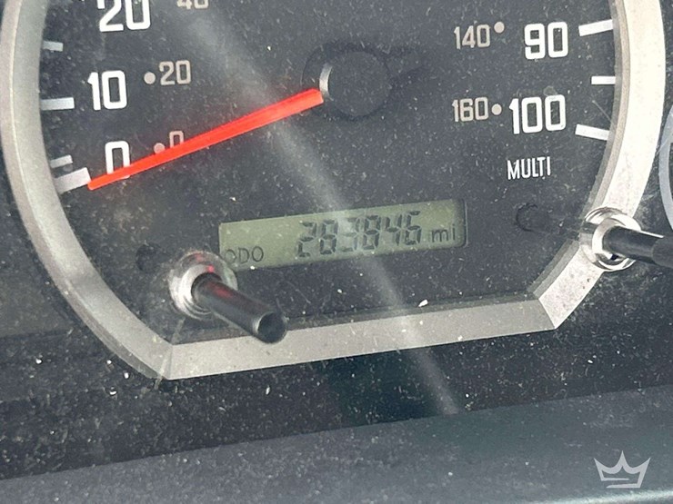 2019-isuzu-nrr-image-6