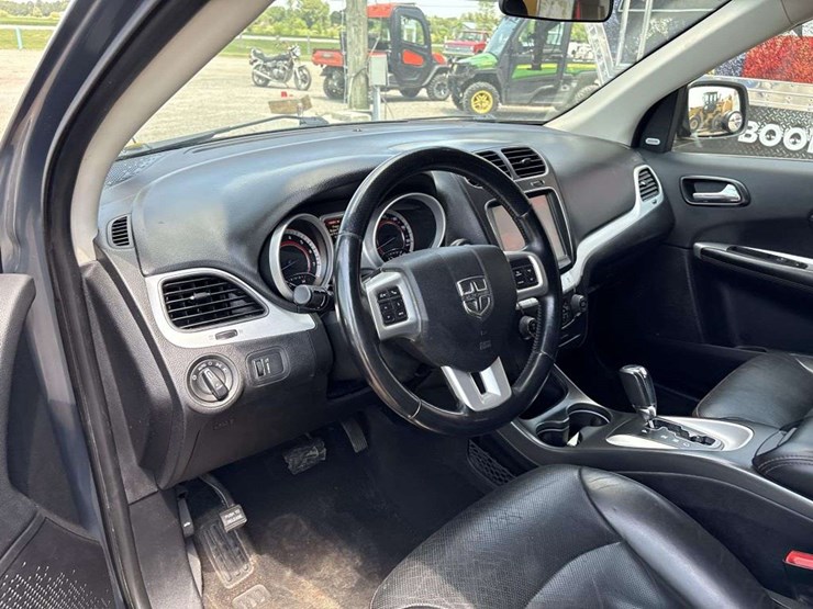 2018-dodge-journey-image-16