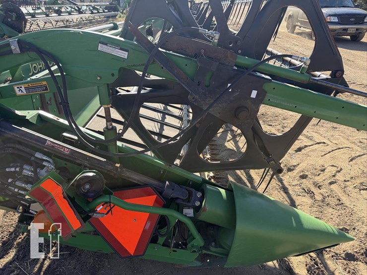 2010-john-deere-640d-image-41