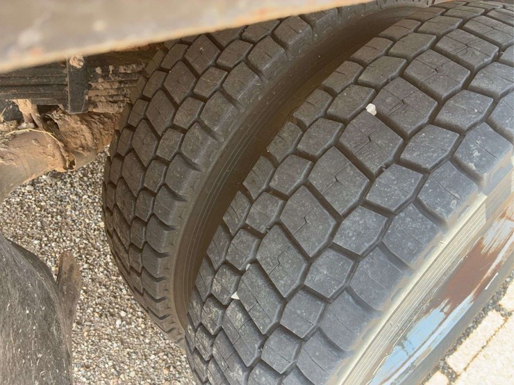 2017-ford-f550-image-48