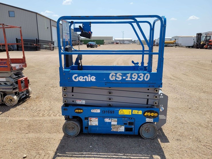 genie-gs1930-image-4