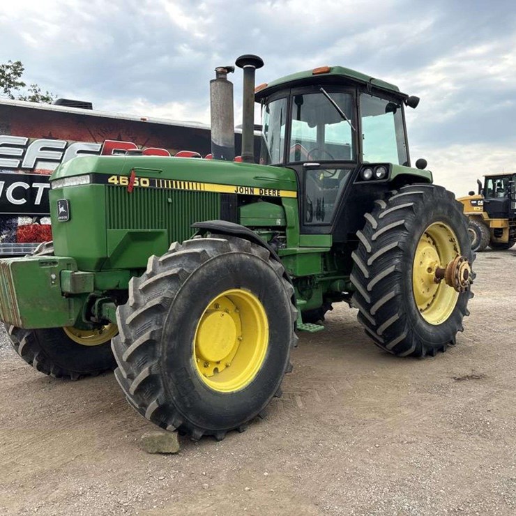 JOHN DEERE 4650
