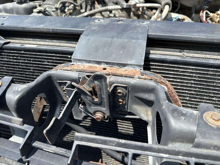 2008-chevrolet-3500-image-25
