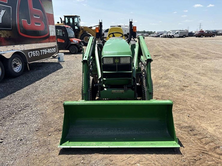 john-deere-4210-image-6
