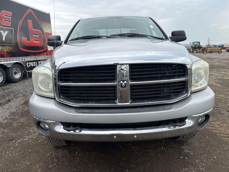 2009-dodge-ram-2500-image-6