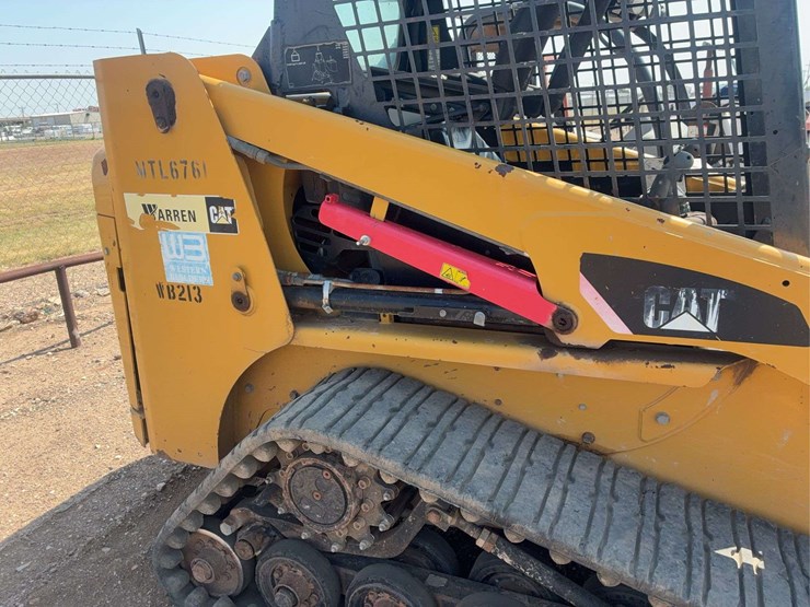 caterpillar-247b-image-9