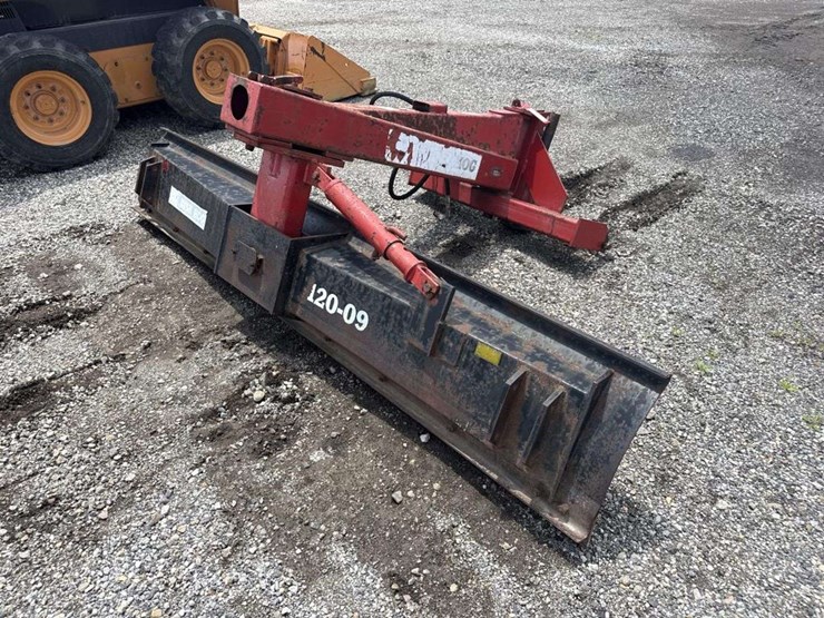 bush-hog-120-09-image-1