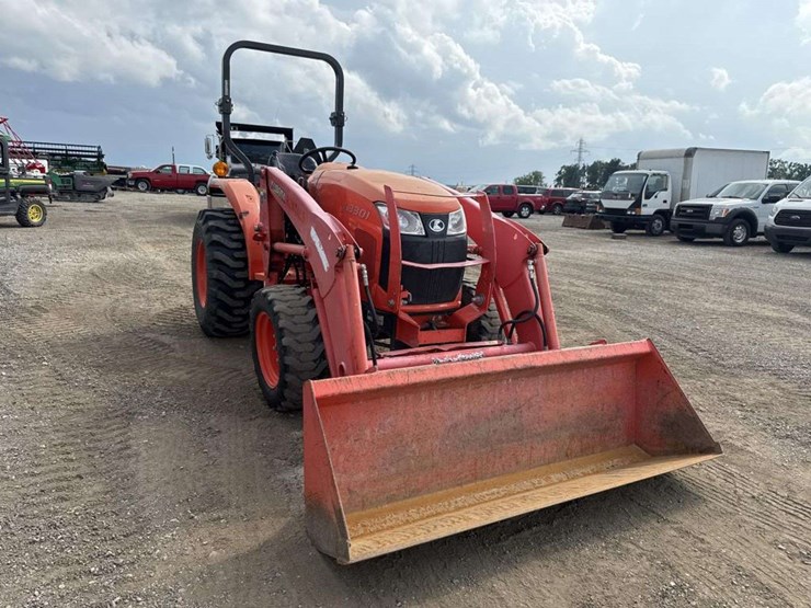 kubota-l3301d-image-4