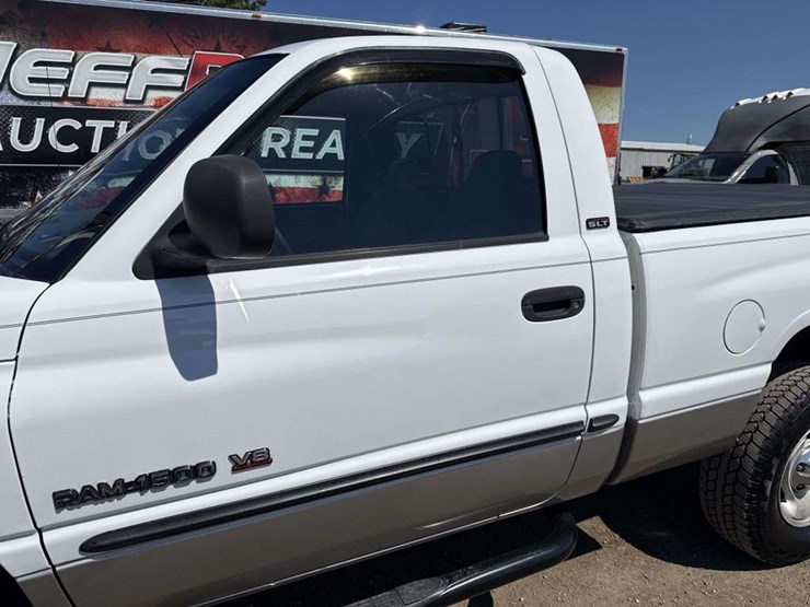2001-dodge-ram-1500-image-11