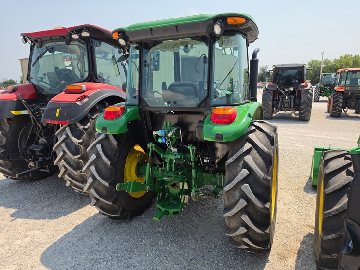 2019-john-deere-5100e-image-6