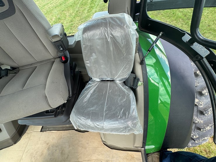 john-deere-8r-370-image-65