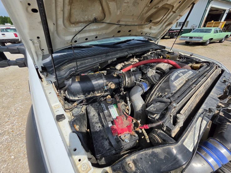 2008-ford-f550-image-25