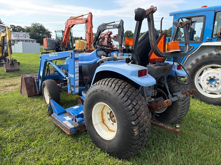 new-holland-tc33d-image-14