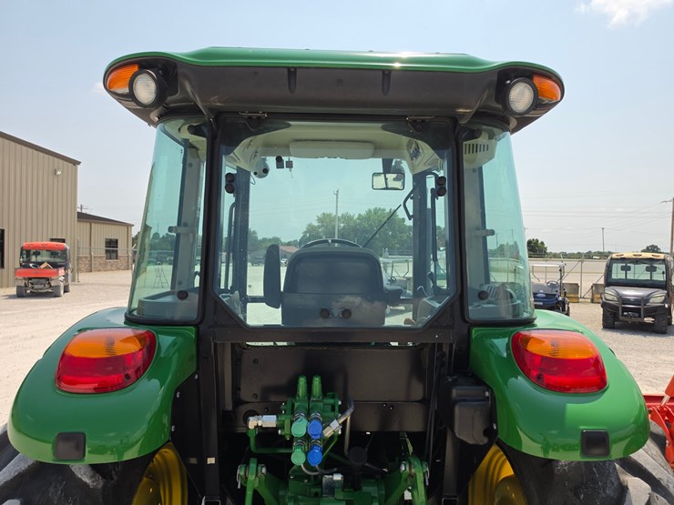 2019-john-deere-5100e-image-8