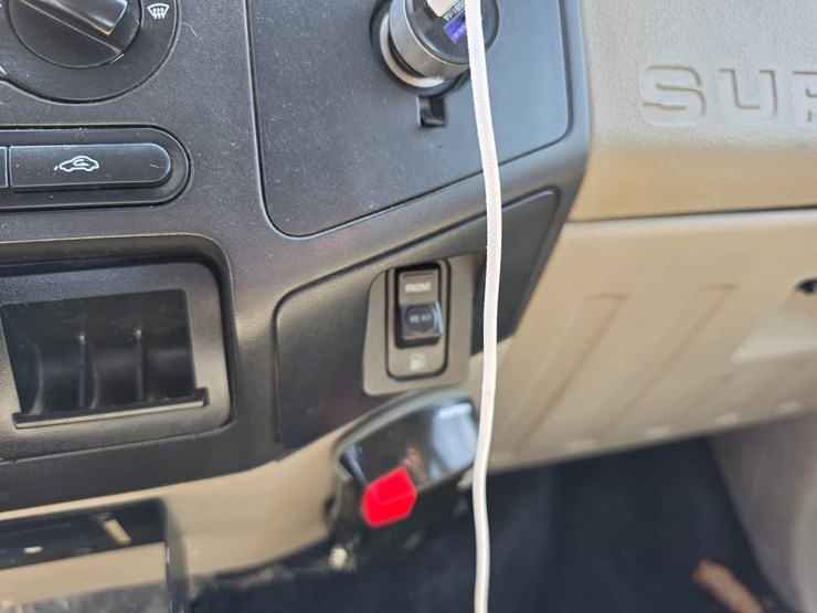 2008-ford-f550-image-39