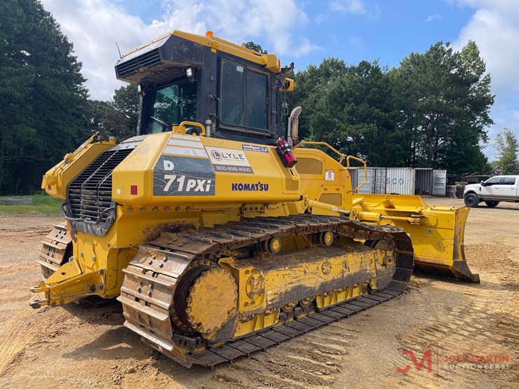 komatsu-d71pxi-24-image-3