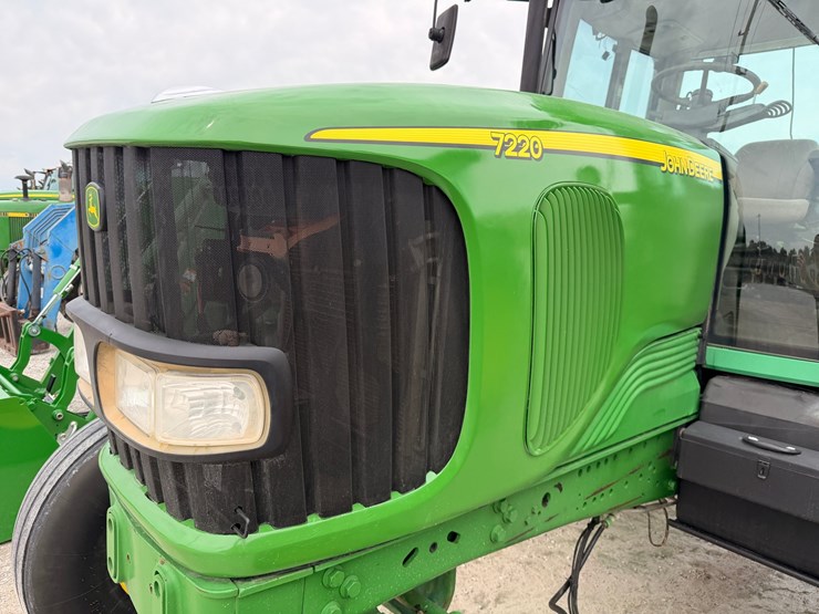 2004-john-deere-7220-image-2
