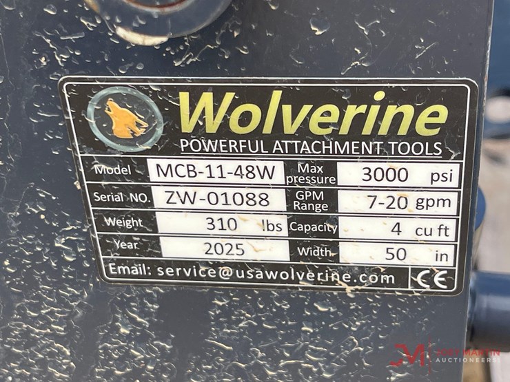 2025-wolverine-48"-4-n-1-bucket-mini-skid-steer-attachment-image-8