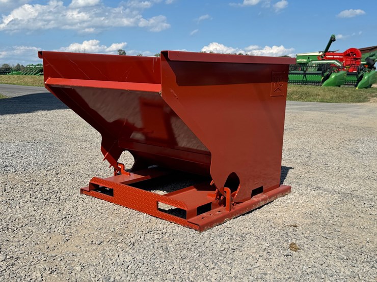 #4080-•-self-dumping-hopper-with-fork-pockets-image-2