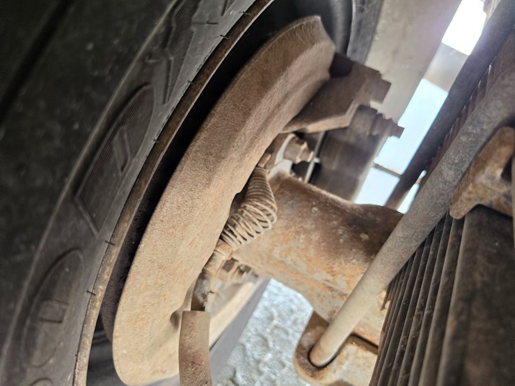 2011-ford-f550-image-62