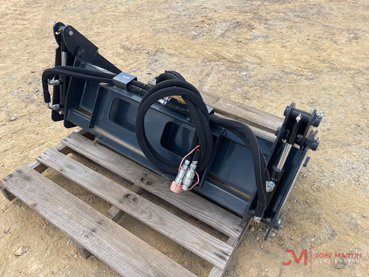 2025-wolverine-48"-4-n-1-bucket-mini-skid-steer-attachment-image-3