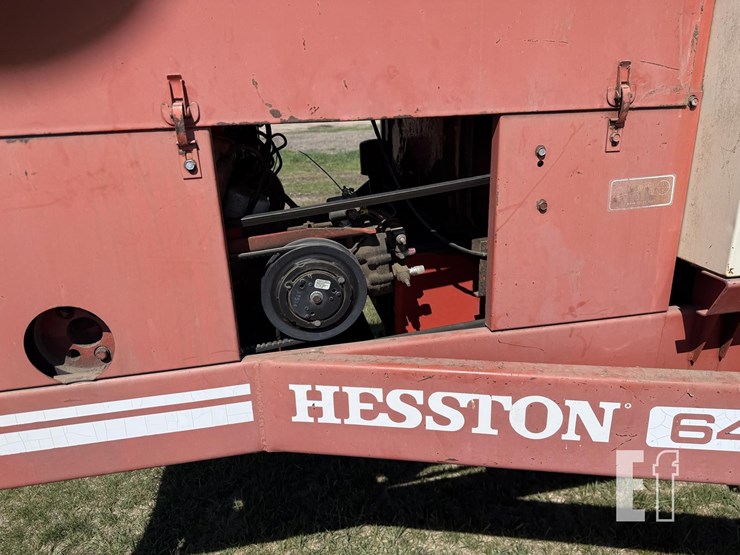 hesston-6400-image-3