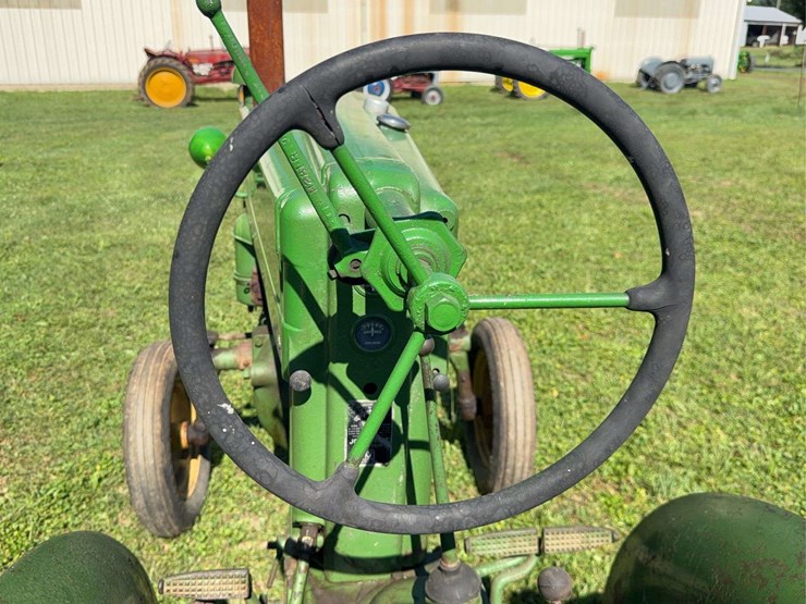 john-deere-m-image-30