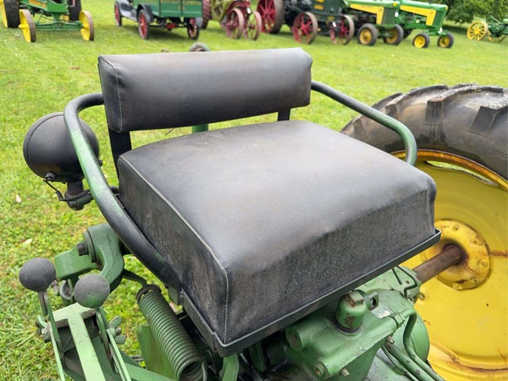 1955-john-deere-40-image-25