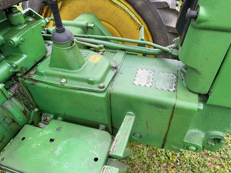 1957-john-deere-420-image-30