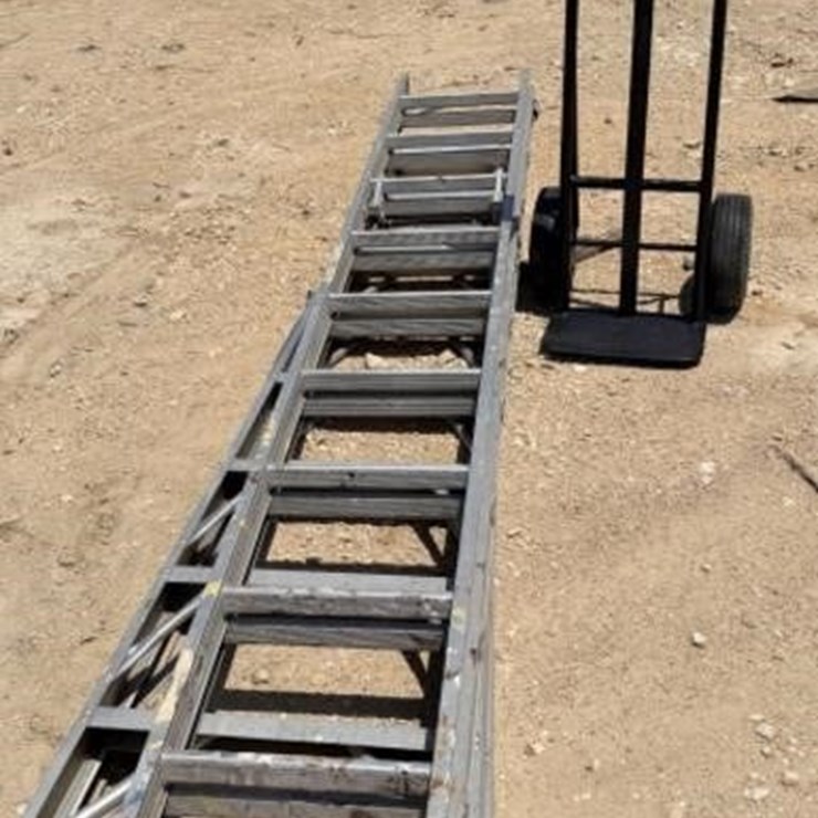 L3- Ladders & 2 Wheel Dolly