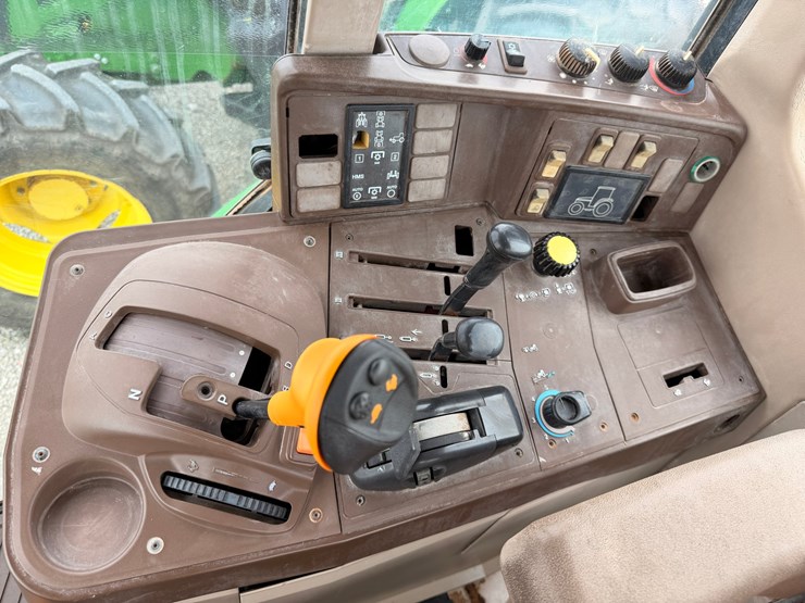 2004-john-deere-7220-image-6