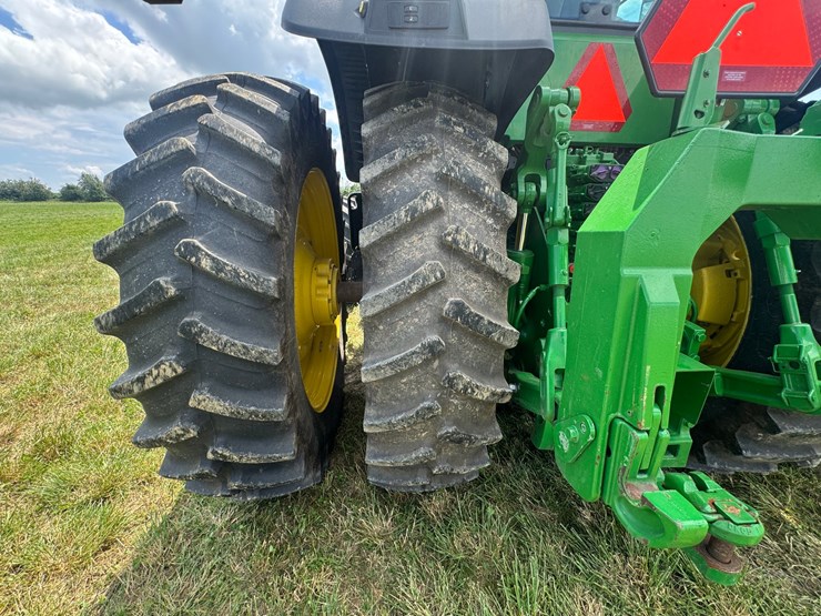 john-deere-8r-370-image-48