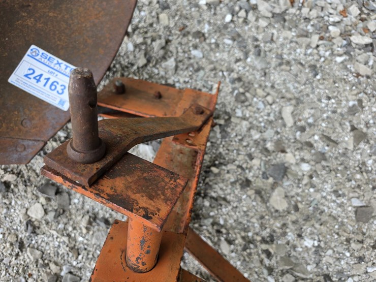 #24163-•-single-bottom-plow-image-8