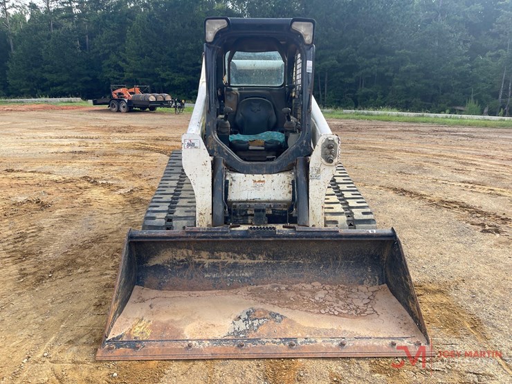 2020-bobcat-t740-image-8