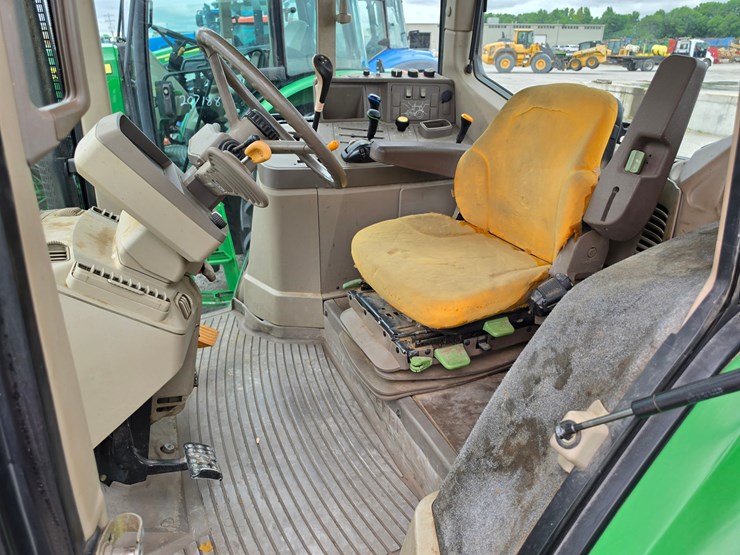2010-john-deere-6330-image-6