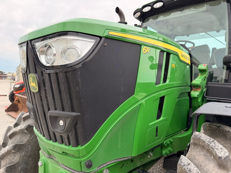 2024-john-deere-6r-175-image-2