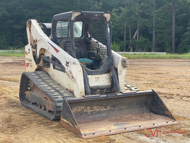 2020-bobcat-t740-image-1