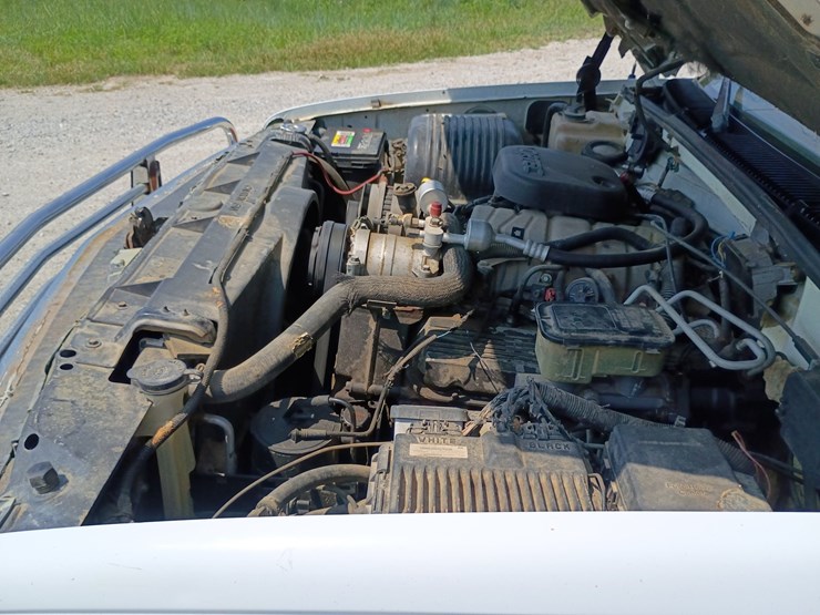 1996-chevrolet-k3500-image-20